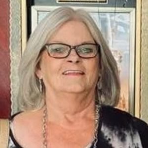 Meet your Posher, Elaine